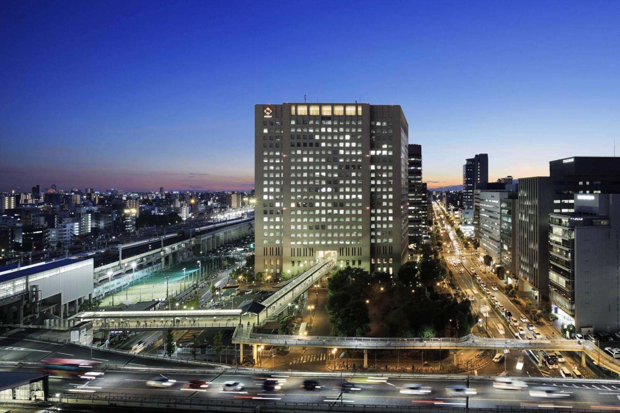 מלון Courtyard By Marriott Shin-Osaka Station מראה חיצוני תמונה