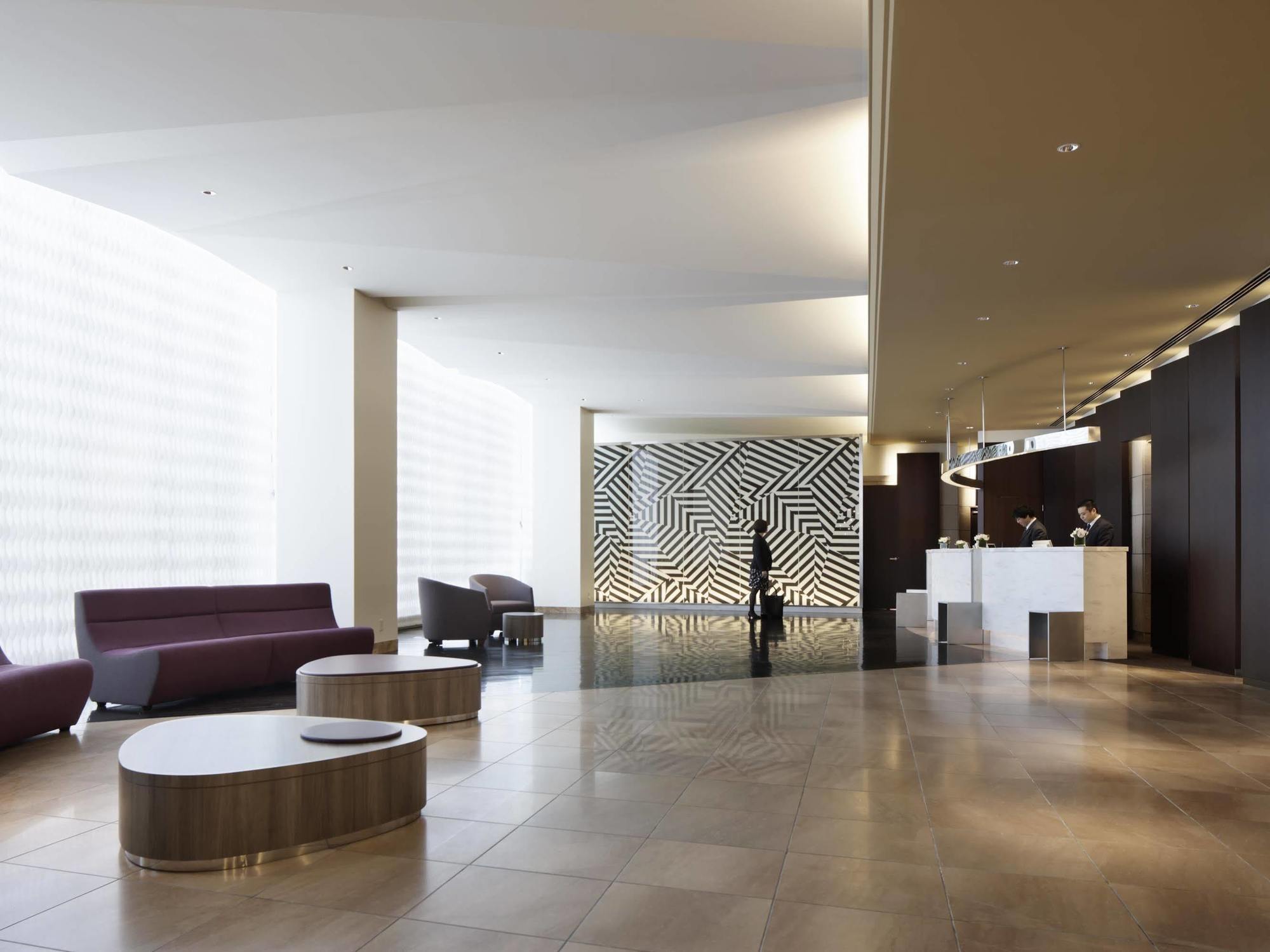 מלון Courtyard By Marriott Shin-Osaka Station מראה חיצוני תמונה The lobby of the hotel